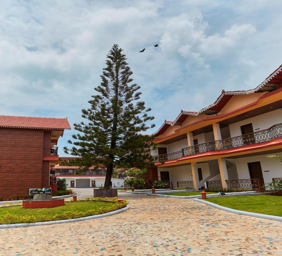 Sea Queen Beach Resort & Spa Colva Luaran gambar